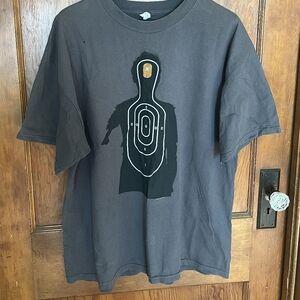 Men XL Zombie Target Gray Graphic Short Sleeve Shirt - Used